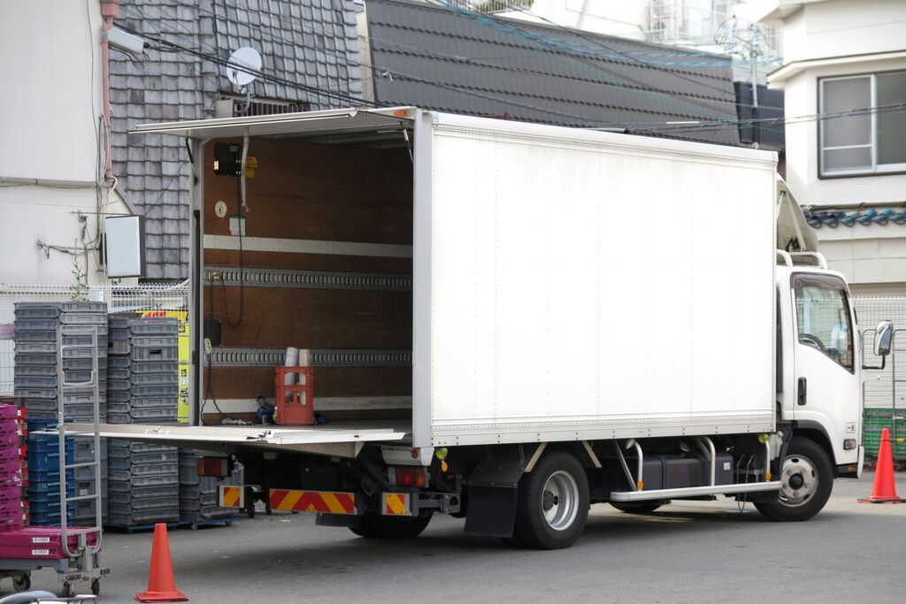 冷蔵冷凍車・保冷車・箱車とは？各トラックの特徴をご紹介 - ドラピタ 