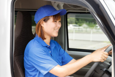 女性ドライバーが活躍する運送会社は意外と多い！取り組みなどご紹介